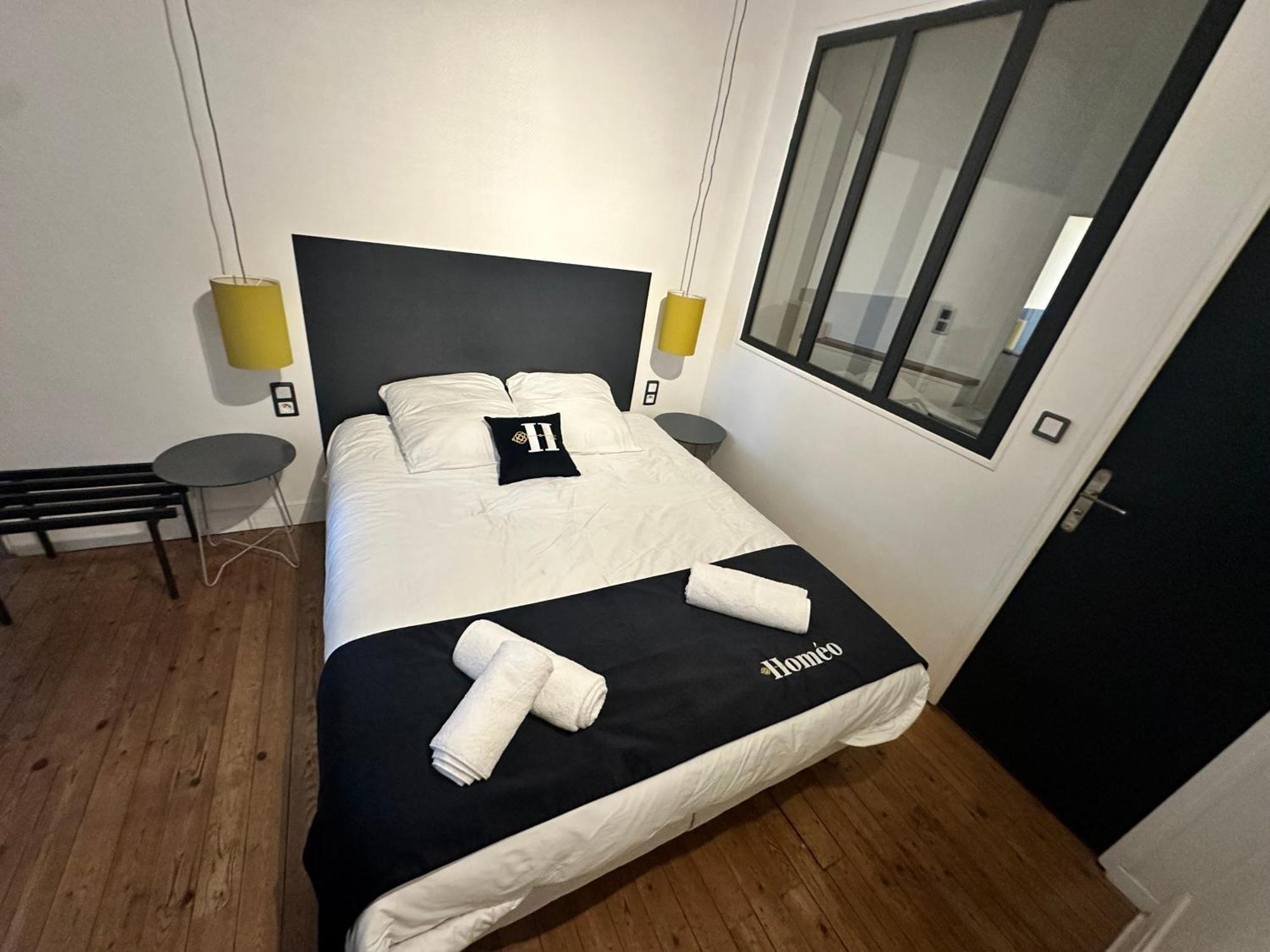 Standing Apartment T2 Near The Train Station And Tours Exteriér fotografie